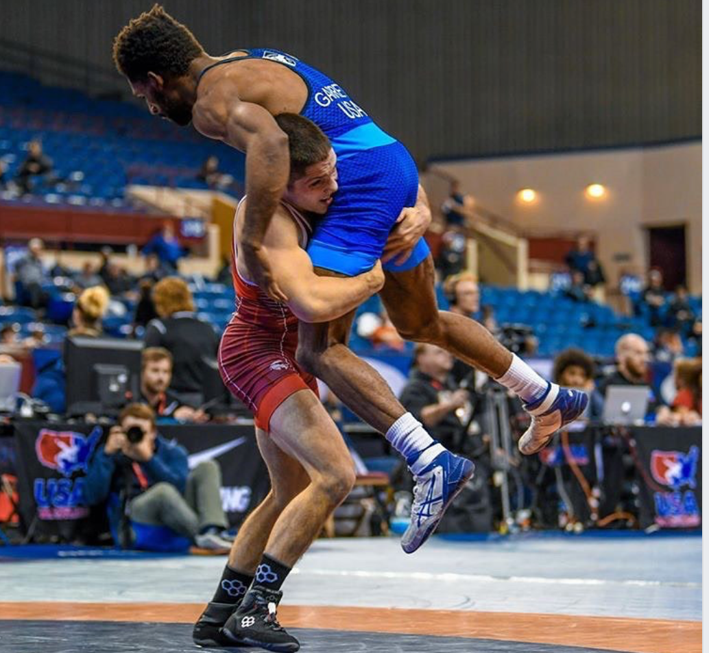 How to maintain MOMENTUM over the holidays
– Old School Gym How to maintain MOMENTUM over the holidays
– Old School Gym